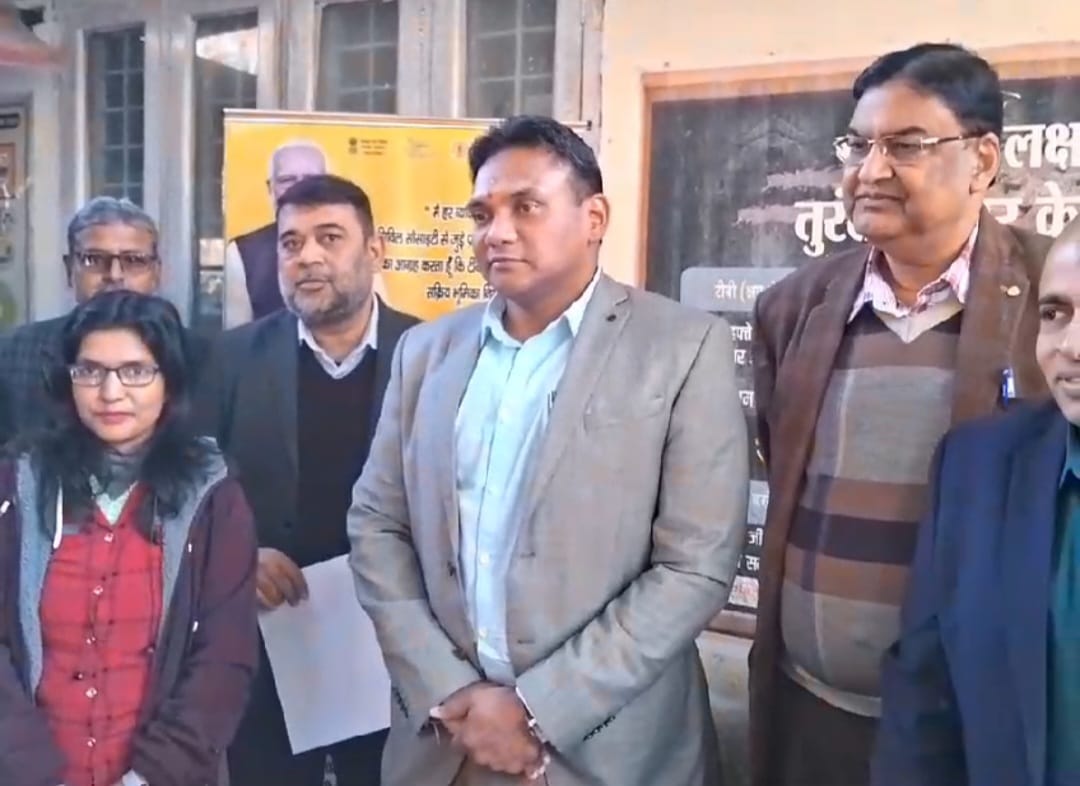 सामुदायिक सहभागिता की मिशाल बने सचिव स्वास्थ्य डॉ. आर राजेश कुमार, टीबी मुक्त उत्तराखंड की दिशा में स्वास्थ्य विभाग की बड़ी उपलब्धि, टीबी रोगियों के सहयोग में जुटे 10 हजार से अधिक निःक्षय मित्र