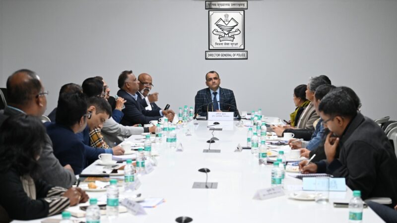 डीजीपी अभिनव कुमार ने वरिष्ठ पुलिस अधिकारियों के साथ की बैठक, दिए निर्देश