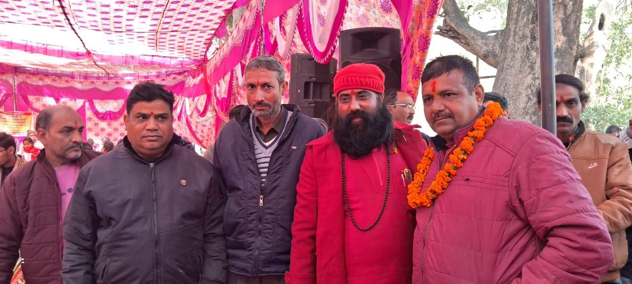 वैश्य बंधु परिवार उत्तरी क्षेत्र के व्यापारियों ने मां विंध्यवासिनी में विशाल भंडारे का किया आयोजन