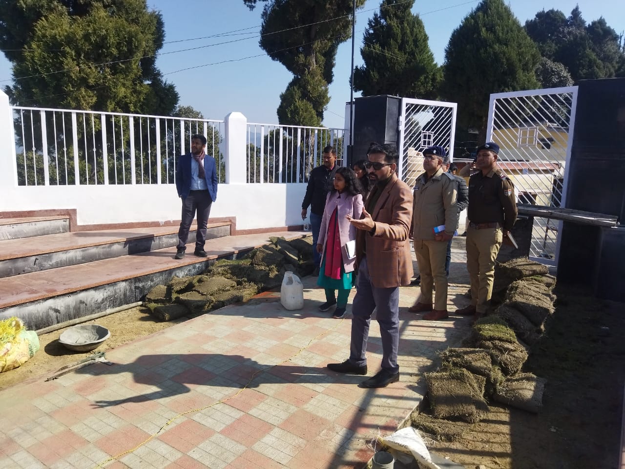 मुख्यमंत्री उत्तराखण्ड के प्रस्तावित जनपद भ्रमण कार्यक्रम को लेकर डीएम डॉ. आशीष चौहान ने रांसी स्टेडियम और कण्डोलिया क्षेत्र के समस्त रूट का किया स्थलीय निरीक्षण, दिए निर्देश