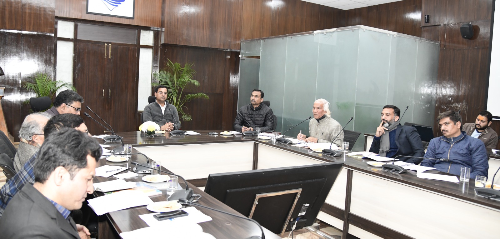 देश की प्रथम योग पॉलिसी पर विचार विमर्श के लिए आयुष विभाग द्वारा की गयी बैठक आयोजित, विशेषज्ञों ने कहा – उत्तराखंड में योग का सांस्कृतिक महत्व अद्वितीय