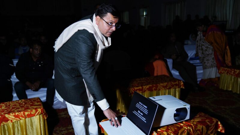 मुख्यमंत्री पुष्कर सिंह धामी ने गढवाली फिल्म रिखुली का किया शुभारंभ