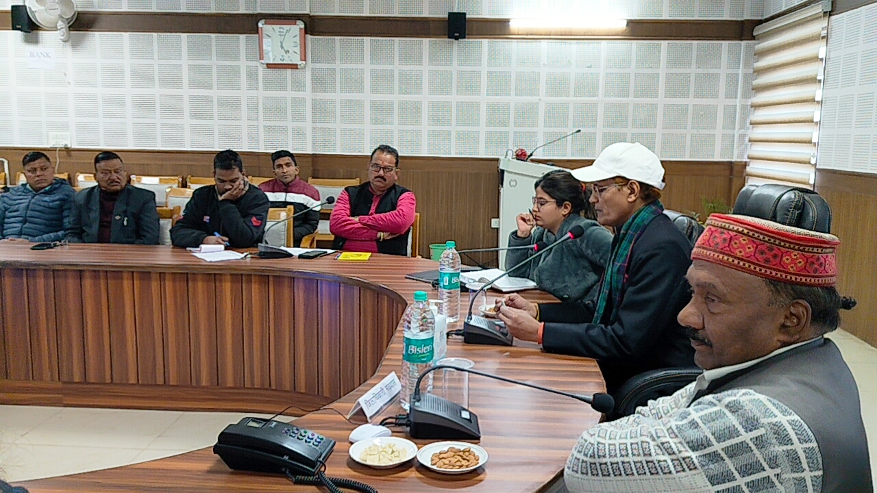 सचिव डॉ. सुरेन्द्र नारायण पाण्डे ने जिले के प्रबु़द्ध नागरिक, सिविल सोसायटी, स्थानीय जन-प्रतिनिधियों, मीडियाकर्मीयों से की वार्ता, चर्चा-परिचर्चा एंव संवाद