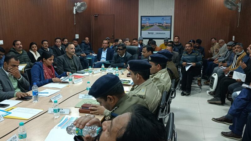 मुख्य निर्वाचन अधिकारी डॉ. वी. षणमुगम ने लोकसभा सामान्य निर्वाचन की तैयारियों को लेकर ली बैठक, अधिकारियों एवं नोडल अधिकारियों कों दिए आवश्यक दिशा- निर्देश