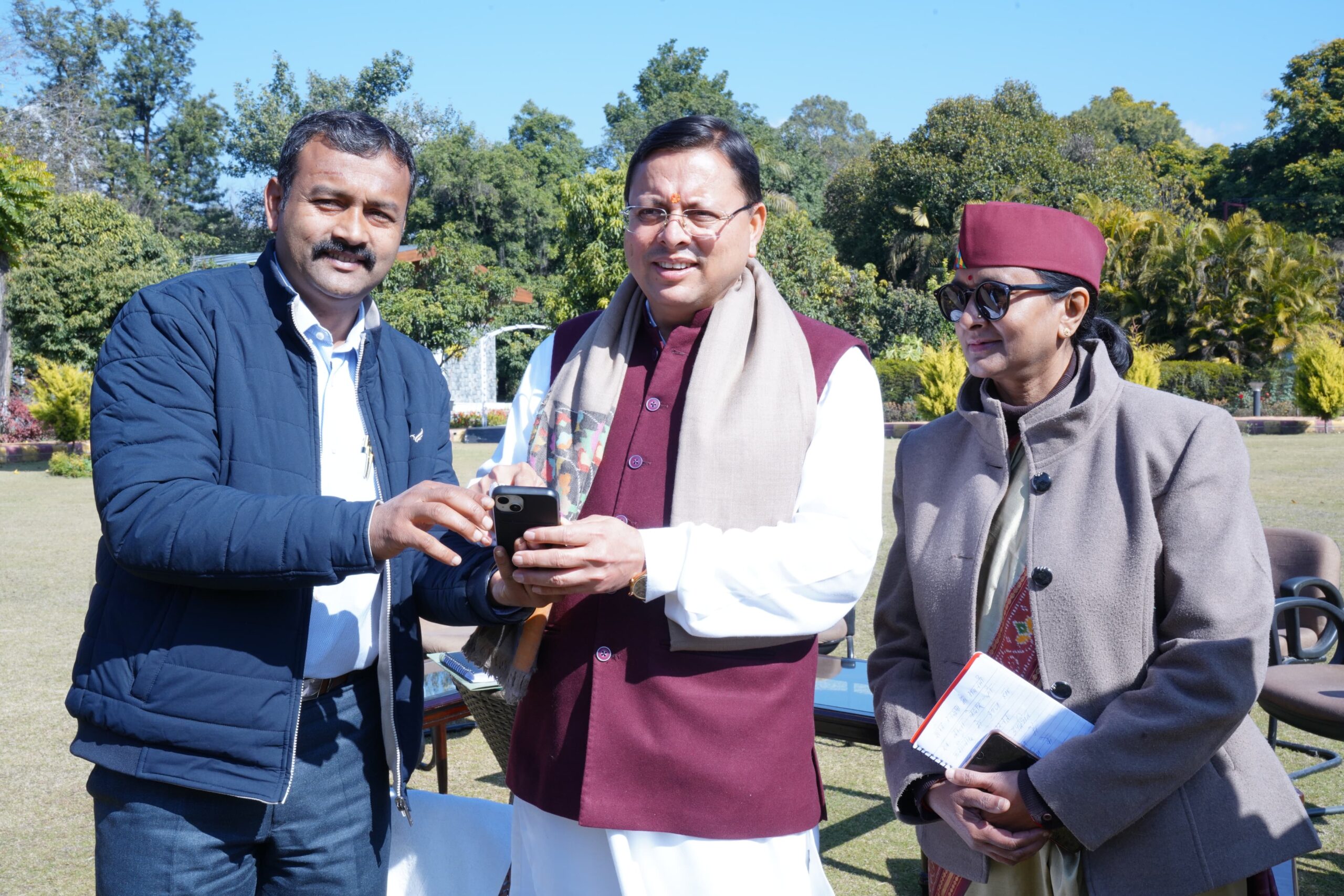 मुख्यमंत्री पुष्कर सिंह धामी ने भूपेन्द्र बसेड़ा के गीत ‘‘आ रहा है यू.सी.सी.’’ का किया विमोचन