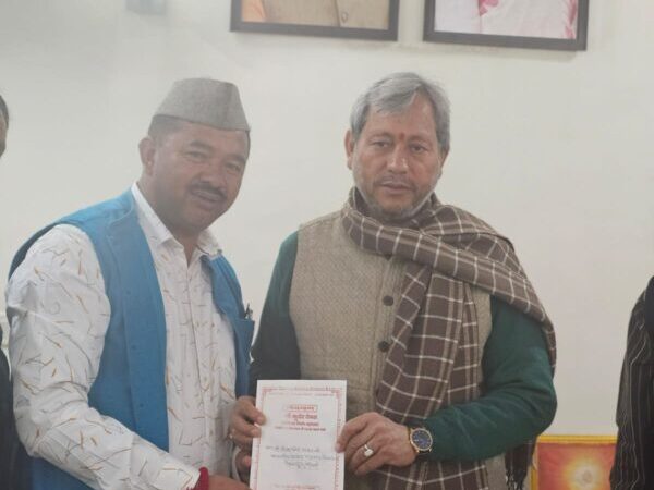 बीकेटीसी उपाध्यक्ष किशोर पंवार ने श्री कुबेर मंदिर महायज्ञ- श्रीमद्भभागवत कथा के लिए सांसद गढ़वाल तीरथ सिंह रावत को दिया आमंत्रण