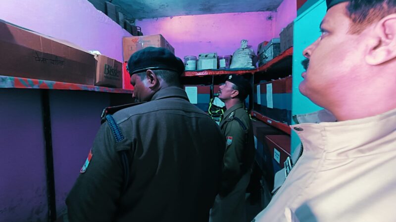 सीओ शिवराज सिंह राणा ने थाना बनबसा का किया औचक निरिक्षण, दिए निर्देश