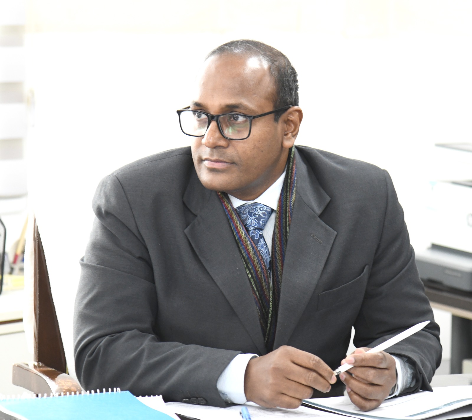 मुख्य निर्वाचन अधिकारी डॉ. बीवीआरसी पुरुषोत्तम ने नोडल अधिकारियों के साथ निर्वाचन संबंधी तैयारियों को लेकर की बैठक, सोशल मीडिया के माध्यम से युवाओं को वोटर जागरूकता कार्यक्रमों से जोड़ने पर दिया जोर