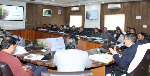 डीएम डॉ. मेहरबान सिंह बिष्ट ने गंगोत्री एवं यमनोत्री धाम की यात्रा को सुगम एवं सुव्यवस्थित ढंग से संचालित करने के लिए की जाने वाली तैयारियों एवं व्यवस्थाओं को लेकर ली बैठक, अधिकारियों को दिए आवश्यक दिशा निर्देश