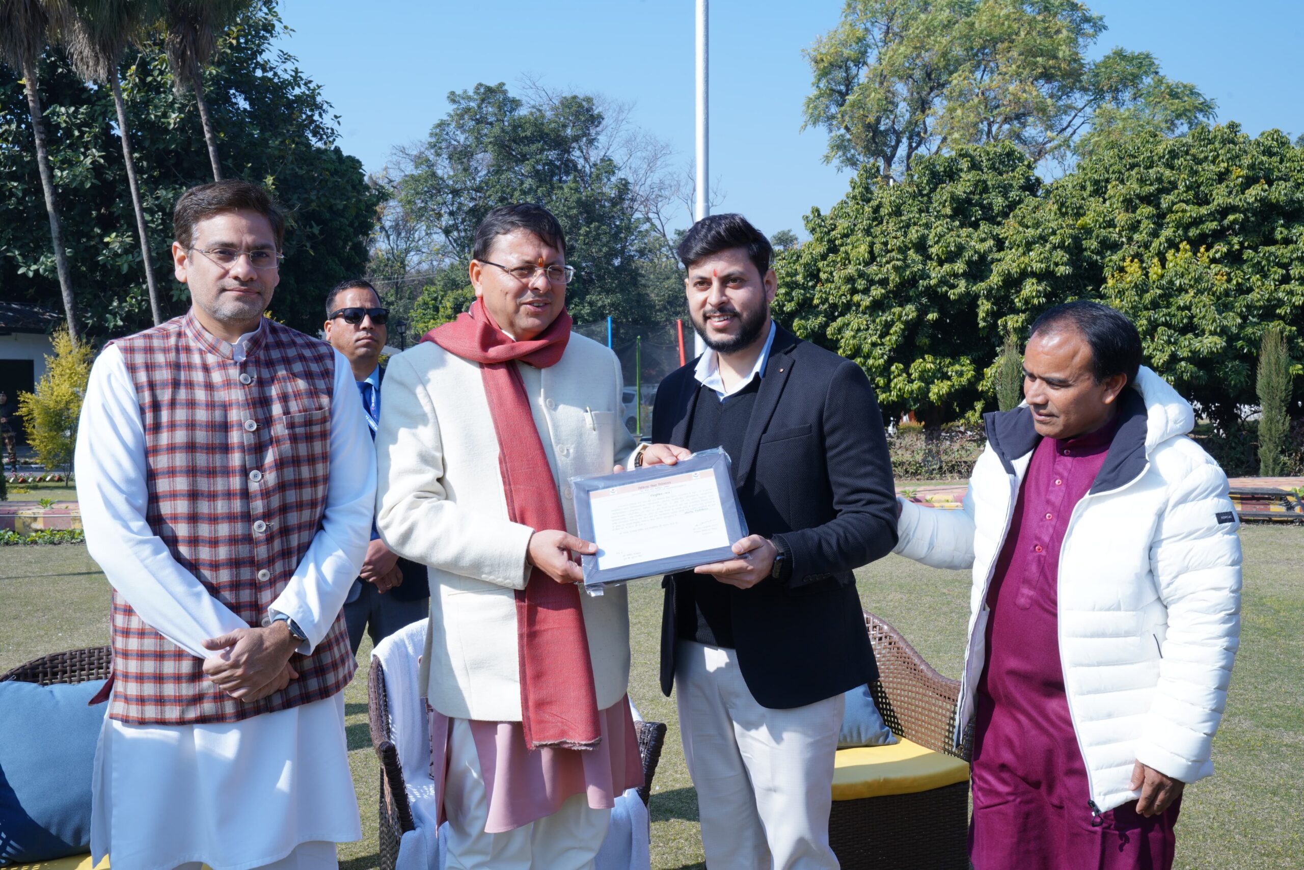 मुख्यमंत्री पुष्कर सिंह धामी ने चिकित्सा शिक्षा विभाग के अन्तर्गत टैक्निकल संवर्ग में चयनित अभ्यर्थियों एवं पशुपालन विभाग के अन्तर्गत चयनित सहायक लेखाकारों को किये नियुक्ति पत्र प्रदान