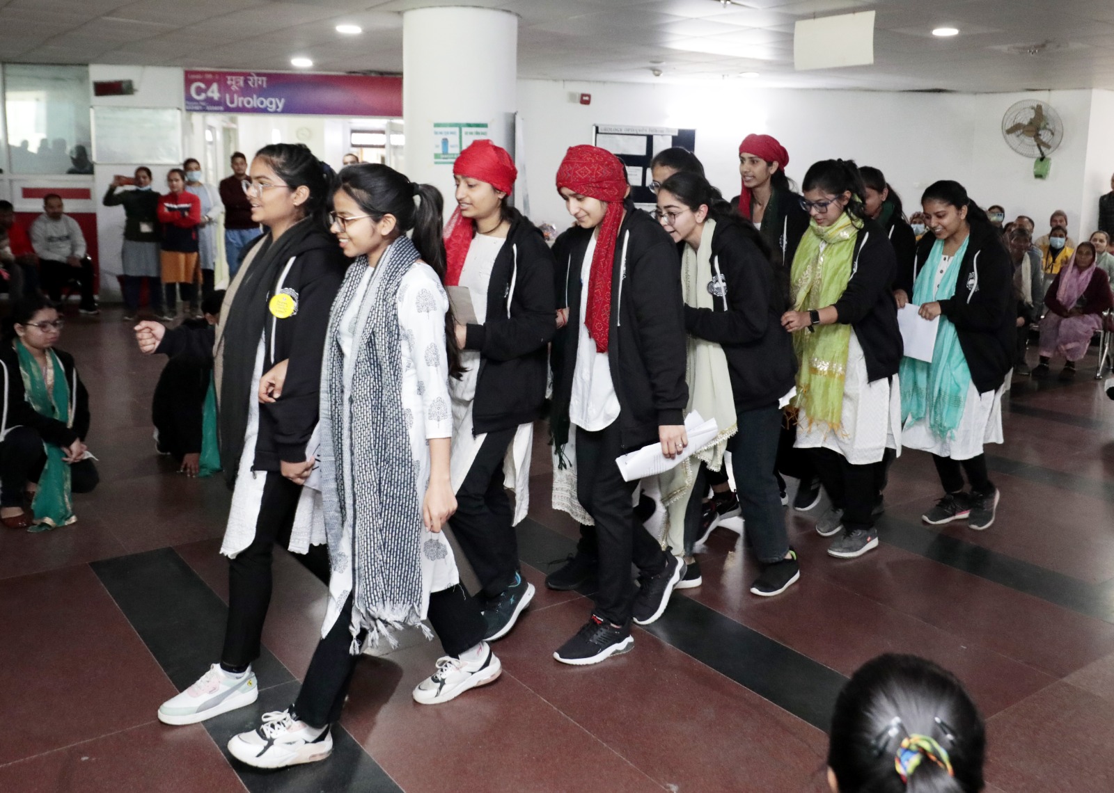 एम्स ऋषिकेश में सफल किडनी प्रत्यारोपण के बाद जागी जीवन की उम्मीद, किडनी ट्रांसप्लांट कराने वाले मरीजों ने साझा किए अपने अनुभव