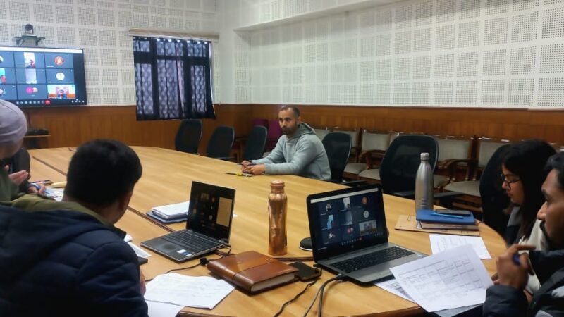 डीएम डॉ. आशीष चौहान की अध्यक्षता में दीन दयाल उपाध्याय होमस्टे योजना के आवेदनों की प्रगति के संबंध में समीक्षा बैठक आयोजित, दिए निर्देश