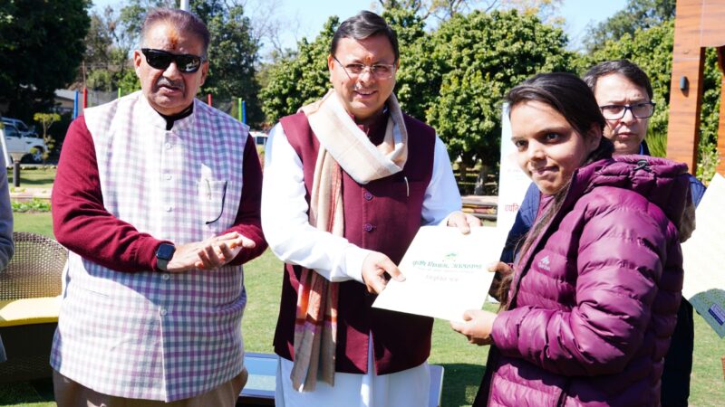 मुख्यमंत्री पुष्कर सिंह धामी ने कृषि विभाग में सहायक लेखाकार के पद पर चयनित 67 अभ्यर्थियों को नियुक्ति पत्र किये वितरित