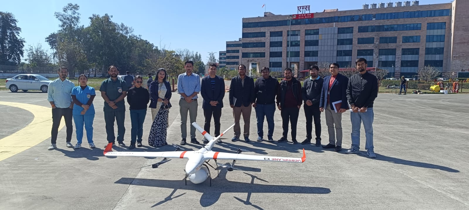 एम्स ऋषिकेश की नियमित ड्रोन सेवा के तहत जिला अस्पताल नई टिहरी भेजे गए ब्लड कंपोनेंट