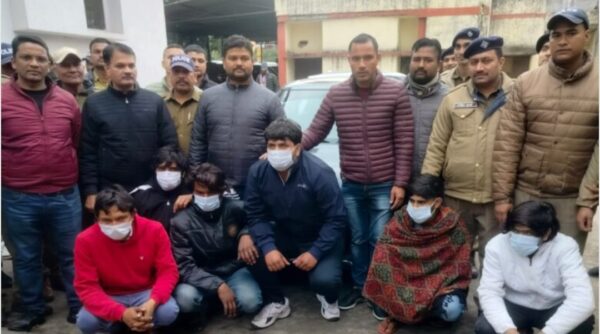 संपत्ति के लालच ओर रोक-टोक से परेशान कलयुगी बेटे ने 06 शूटरों को बुलाकर कराया प्रॉपर्टी डीलर पिता का मर्डर, एसएसपी प्रमेन्द्र डोबाल ने किया खुलासा