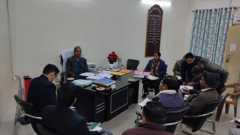 एडीएम पीएल शाह की अध्यक्षता में लोक सभा चुनाव के मतदेय स्थलों के सम्बन्ध में राजनीतिक पार्टियों के पदाधिकारियों एवं निर्वाचन रजिस्ट्रीकरण अधिकारियों के साथ बैठक आयोजित, दिए निर्देश