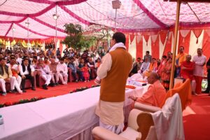 मुख्यमंत्री पुष्कर सिंह धामी ने जीवनदीप आश्रम में चल रहे पंच कुण्डीय होमात्मक श्री महारूद्र यज्ञ अनुष्ठान में हुए शामिल, दी आहूति