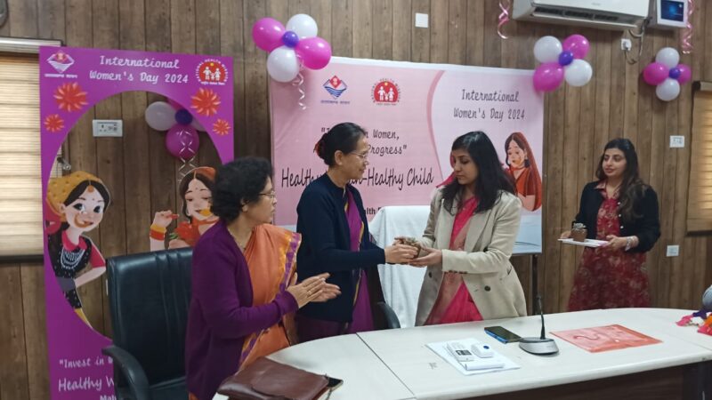 उत्तराखंड की अर्थव्यवस्था और बुनियादी ढांचे के निर्माण में महत्वपूर्ण भूमिका निभा रही हैं पहाड़ की नारियां – स्वाति एस.  भदौरिया