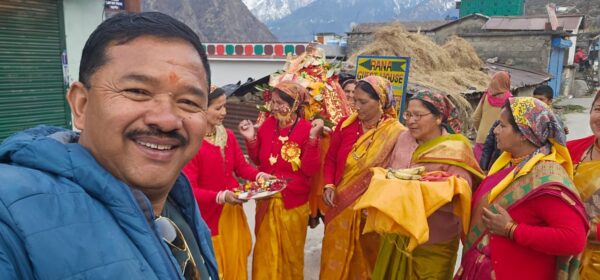 बड़ागांव में मातृशक्ति के द्वारा बड़े धूमधाम से मनाया गया अंतर्राष्ट्रीय महिला दिवस पखवाड़ा, कार्यक्रम में बतौर मुख्य अतिथि शामिल हुए बीकेटीसी उपाध्यक्ष किशोर पंवार  