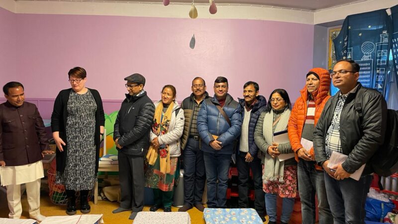 हेलसिंकी में शिक्षा मंत्री डॉ. धन सिंह रावत ने किया पिल्के डे केयर सेंटर का भ्रमण, इंटरनेशनल स्कूल ऑफ वान्ता में विभिन्न शैक्षिक गतिविधयों को भी जाना