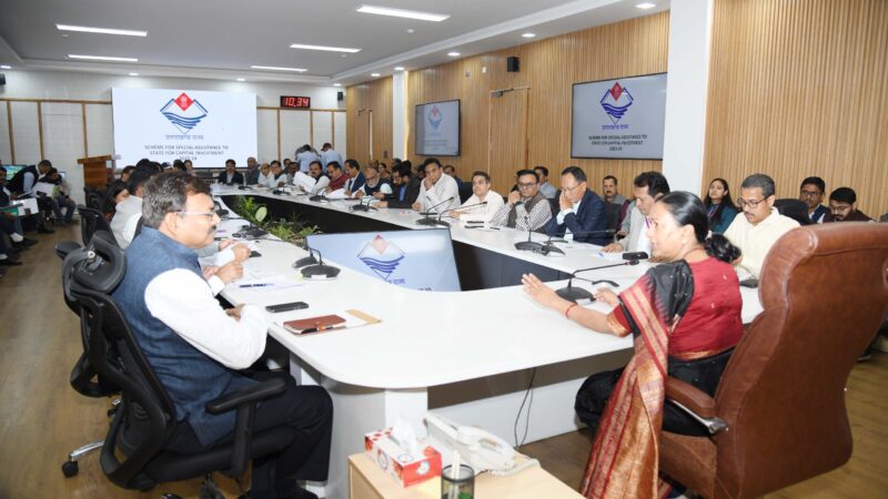 भारत सरकार से जो धनराशि प्राप्त हुई है, उसका पूर्ण सदुपयोग करें सुनिश्चित – मुख्य सचिव राधा रतूड़ी