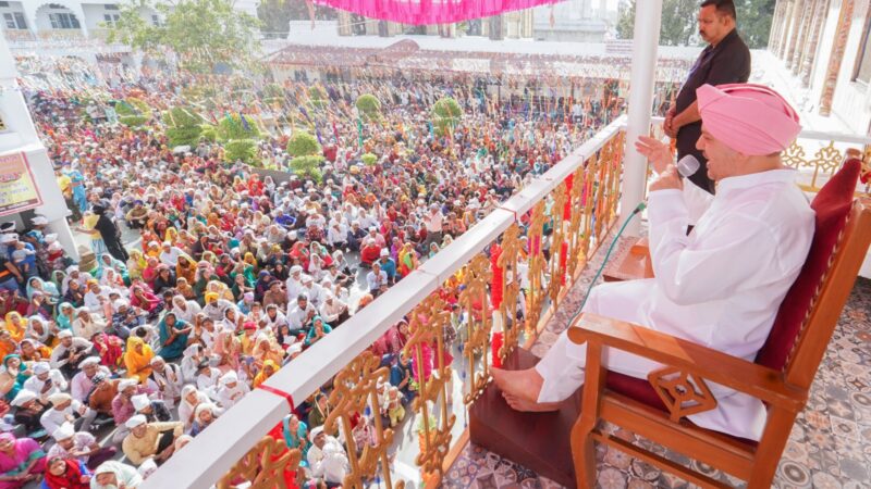 श्री झण्डा जी मेला-2024 : जीवन में आहार व्यवहार एवं विचारों की पवित्रता से होगा जीवन सार्थक – श्री महाराज जी