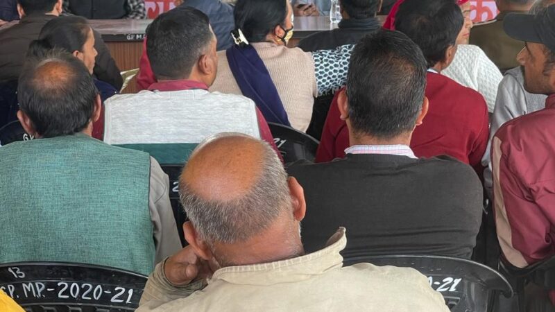 डीएम सोनिका के निर्देश पर प्रशासन की टीम ने ग्राम पंचायत मिसरास पट्टी के निवासियों से की वार्ता, क्षेत्रवासियों की समस्या एवं मागों को सुनकर लोकसभा चुनाव में शत प्रतिशत् मतदान करने के लिए किया प्रेरित