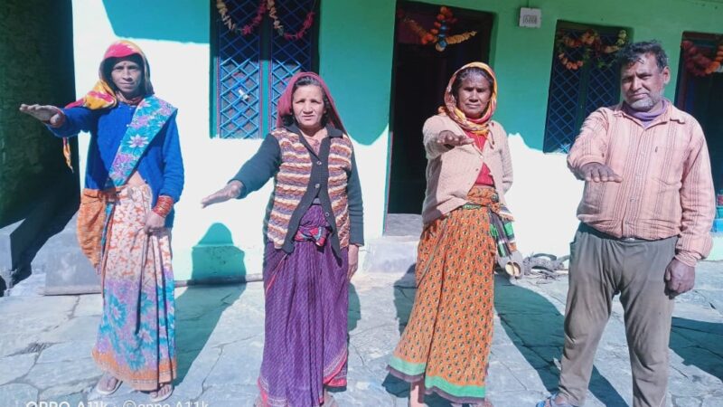 चमोली : प्रवासी मतदाता बोले हम घर आकर अपने बूथ पर करेंगे मतदान