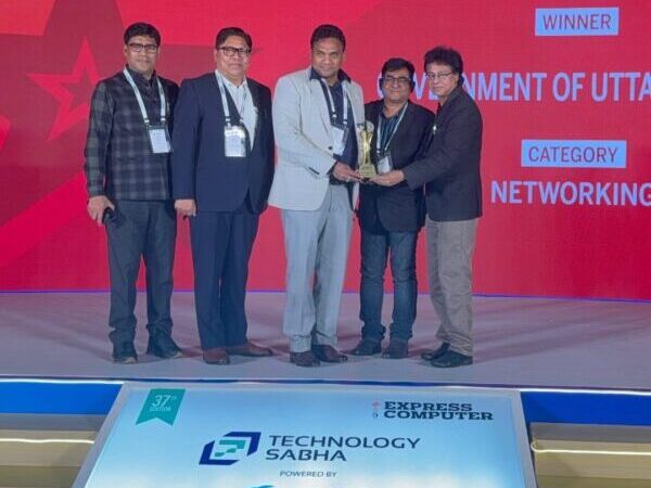 धामी सरकार लाई उत्तराखंड में टेलीमेडिसिन क्रांति, सचिव स्वास्थ्य डॉ. आर राजेश कुमार को प्रतिष्ठित सम्मान से किया गया सम्मानित, उत्तराखंड की डिजिटल स्वास्थ्य सेवाओं की देश भर में धूम