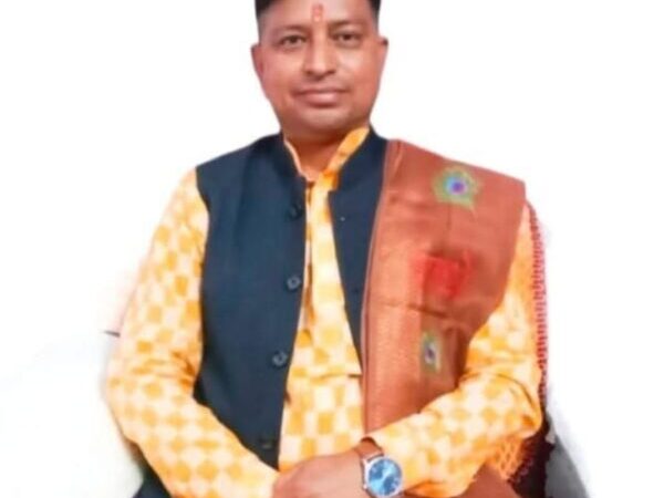 हिन्दू युवा वाहिनी पश्चिम उत्तर प्रदेश के प्रभारी बने प्रख्यात हिंदूवादी नेता धर्मवीर सिंह गुसाईं