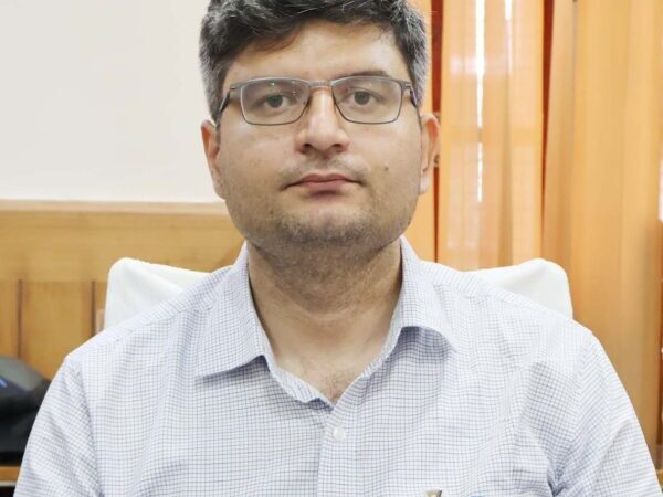 डीएम संदीप तिवारी ने जनपद के सभी अधिकारियों के साथ की वर्चुअल बैठक, रेड एवं ऑरेंज एलर्ट देखते हुए अधिकारियों को अलर्ट रहने के दिए निर्देश