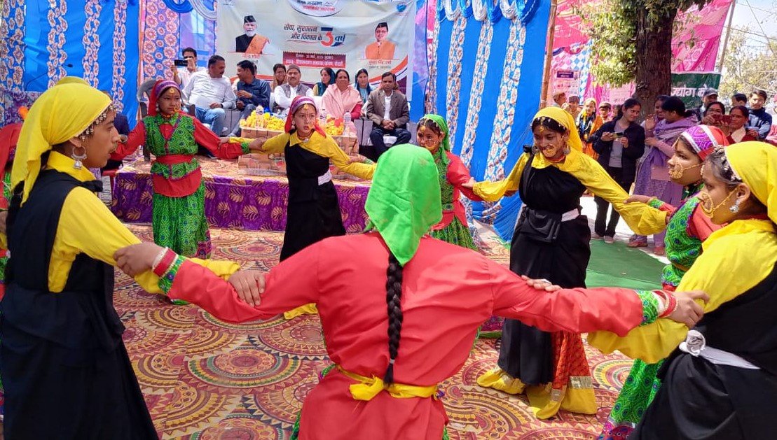 सरकार के तीन साल : पोखरी में आयोजित हुआ बहुद्देशीय शिविर