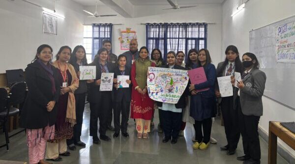 श्री गुरु राम राय विश्वविद्यालय के अंग्रेजी विभाग ने महिला सशक्तिकरण विषय पर पोस्टर प्रतियोगिता का किया आयोजन 