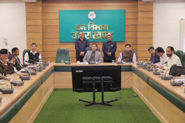 राष्ट्रपति आशियाना में अब तक प्रतिबन्धित 132 एकड़ भूमि फार्म को मल्टीथीम पब्लिक पार्क खोले जाने के जिला प्रशासन के प्रस्ताव पर राष्ट्रपति सचिवालय  की मोहर 