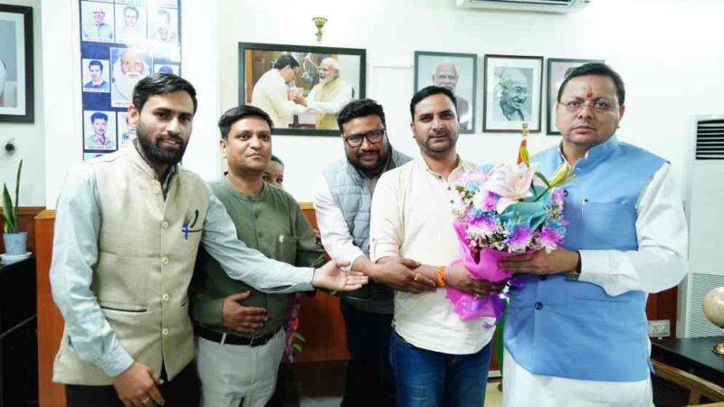 उपनल कर्मचारी संगठन के पदाधिकारियों ने मुख्यमंत्री से की भेंट, जताया आभार