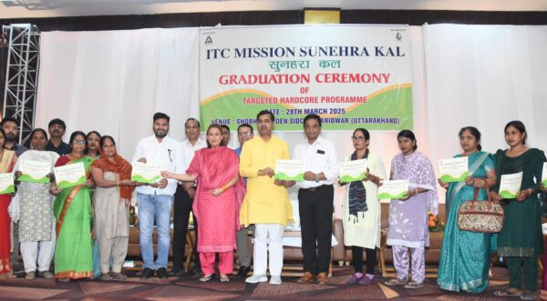 बेटियों को दीजिए आत्मनिर्भर बनने की सीख – रेखा आर्या