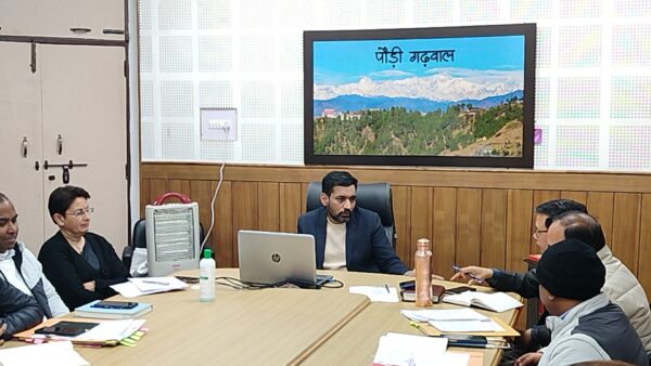 यूसीसी के अंतर्गत विवाह पंजीकरण में लाए तेजी – डीएम डॉ. आशीष चौहान