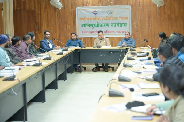 सूचना अधिकार अधिनियम-2005 : आम जनता को कम से कम समय में उपलब्ध कराई जाए जानकारी – सीडीओ डाॅ. जीएस खाती