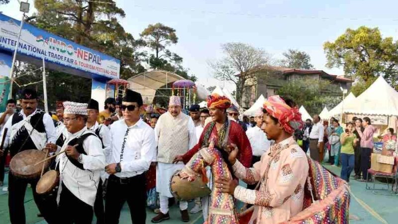 मंत्री सतपाल महाराज ने कंचनपुर उद्योग वाणिज्य संघ द्वारा आयोजित इण्डो-नेपाल अन्तर्राष्ट्रीय व्यापार मेला और पर्यटन महोत्सव 2025 के समापन कार्यक्रम में बतौर मुख्य अतिथि किया प्रतिभाग