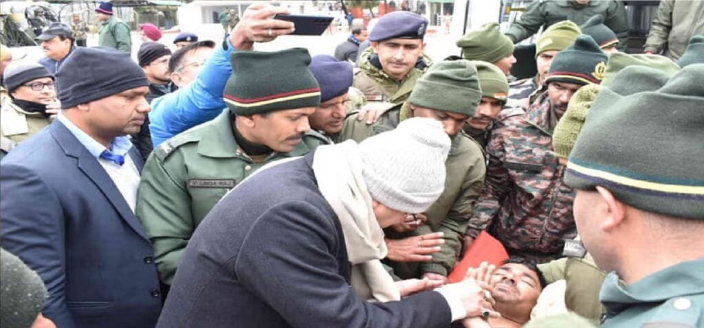 माणा : एवलांच की चपेट में आए 4 मजदूरों की मौत, 46 सुरक्षित, 5 की तलाश जारी 