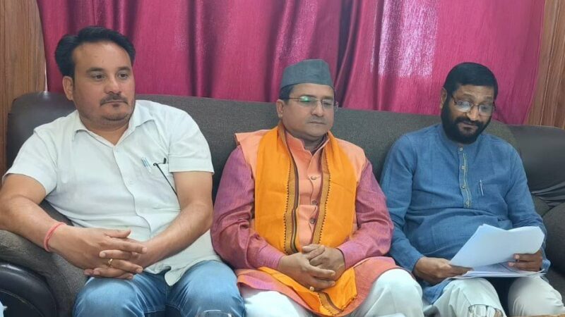 जो कांग्रेस आज संविधान की दुहाई दे रही है उसके सत्ता काल में सबसे ज्यादा संविधान को तार-तार किया गयाः विधायक नौटियाल