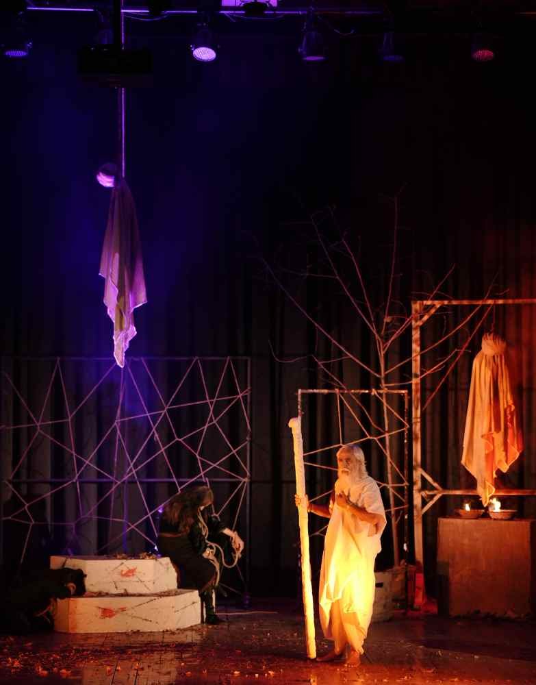 रंगमंच विभाग दून विश्वविद्यालय द्वारा नाट्य समारोह आयोजित, दो नाटक किए गए मंचित