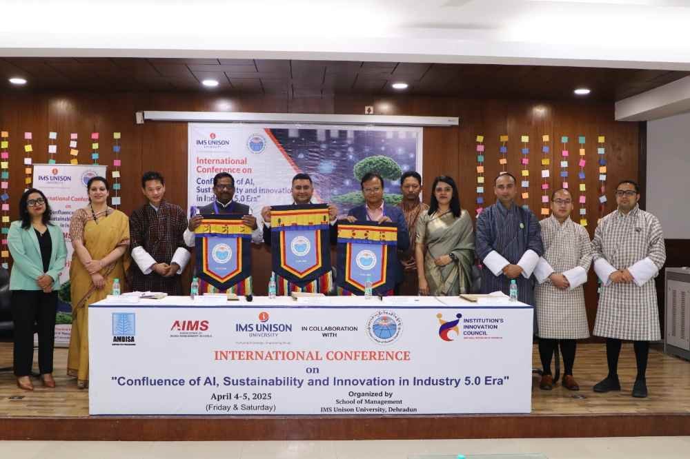 दो दिवसीय अंतरराष्ट्रीय सम्मेलन, “उद्योग 5.0 युग में एआई स्थिरता और नवाचार” का आई.एम.एस यूनिसन विश्वविद्यालय में समापन