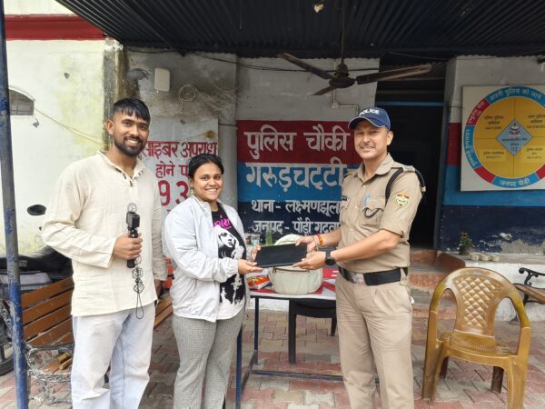 लक्ष्मणझूला पुलिस का खोया पाया स्क्वायड पर्यटकों के लिए बन रहा संजीवनी