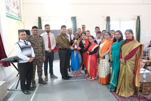आर्मी पब्लिक स्कूल में धूमधाम से मनाया गया आर्मी वेलफेयर एजुकेशन सोसाइटी का रेजिंग डे