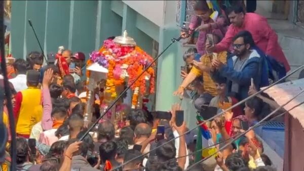 श्री केदारनाथ धाम के लिए रवाना हुई बाबा की पंचमुखी डोली