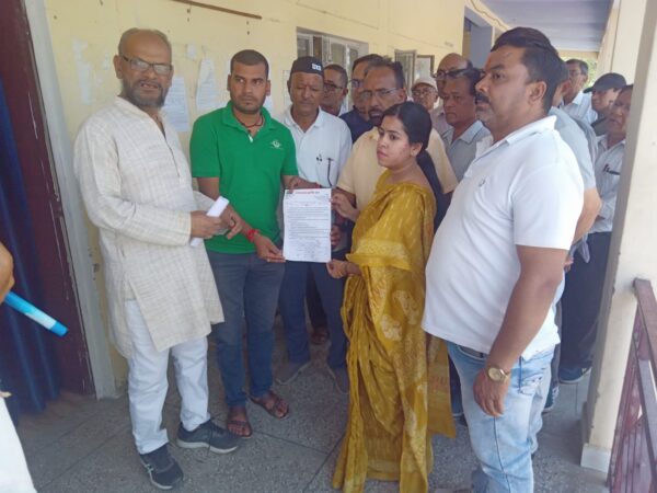 यूकेडी कार्यकर्ताओं ने प्रदेश सरकार पर लगाया तानाशाही का आरोप, भेजा ज्ञापन