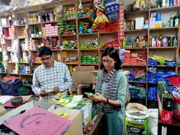 नवरात्रि में अष्टमी के दिन भी जारी रहा एफडीए का राज्यव्यापी अभियान, मिलावटी कुट्टू के आटे पर शिकंजा, 94 प्रतिष्ठानों पर छापेमारी, ब्लिंकिट के दो स्टोरों पर भी FDA की बड़ी कार्रवाई