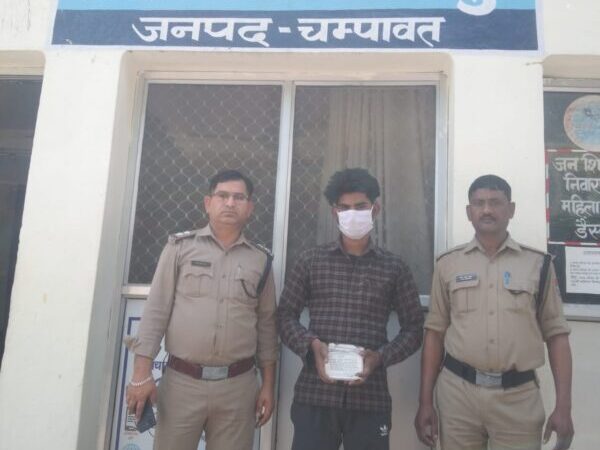 एसपी अजय गणपति का नशा तस्करों पर कड़ा प्रहार जारी, थाना टनकपुर पुलिस ने 7.47 ग्राम अवैध स्मैक के साथ कम्मू को किया गिरफ्तार