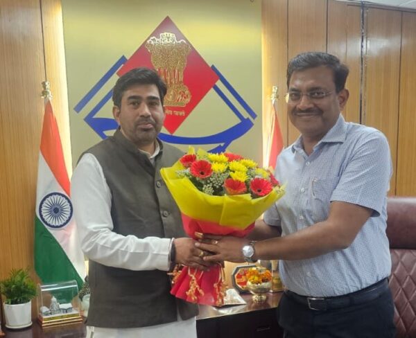 राज्य स्तरीय जलागम परिषद के उपाध्यक्ष शंकर कोरंगा ने की मुख्य सचिव आनंद बर्द्धन से भेंट, जल संरक्षण पर हुई गहन चर्चा